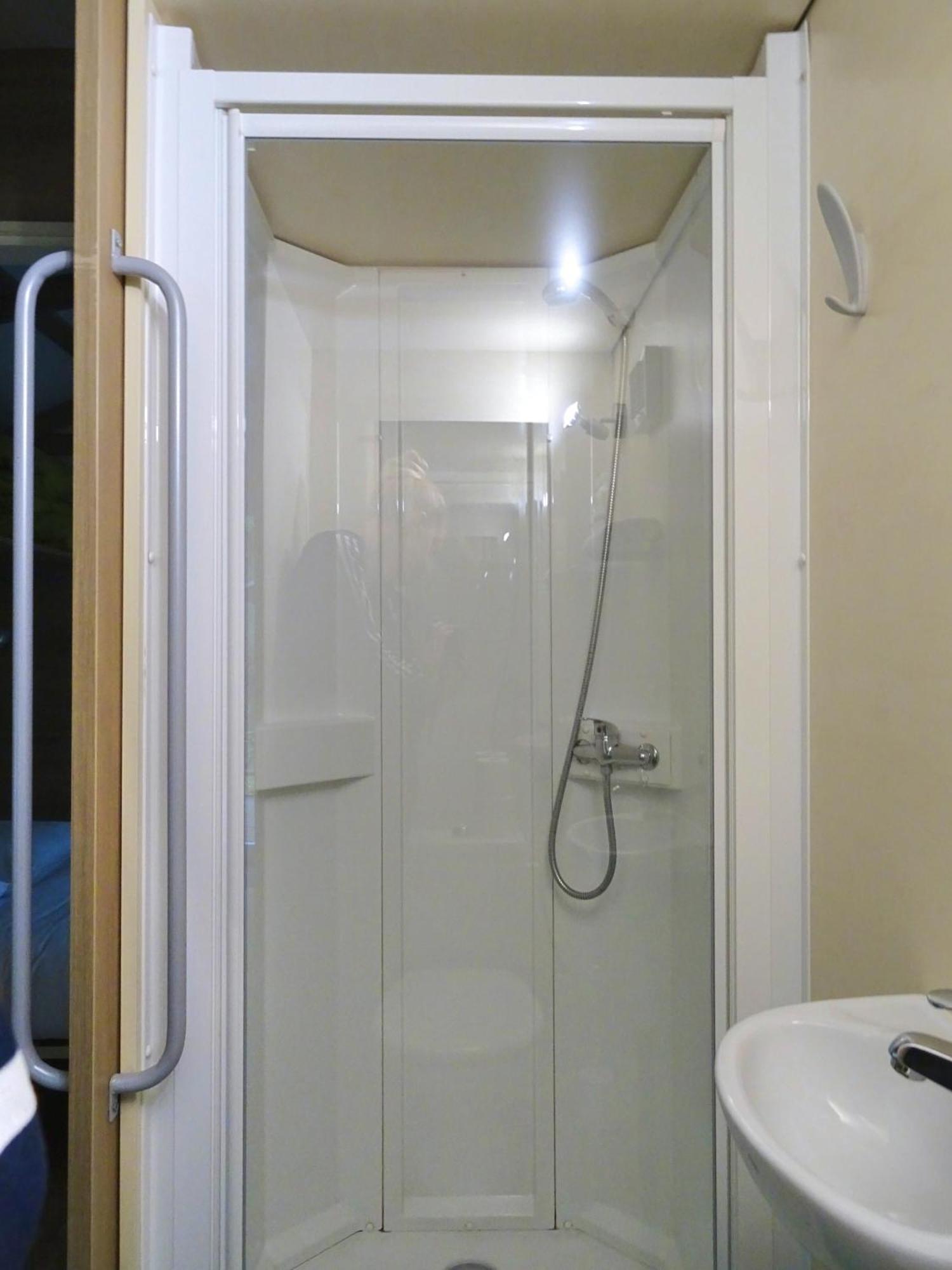 La Roulotte A 10min De Disneyland Paris - & Cabanon * Chalifert